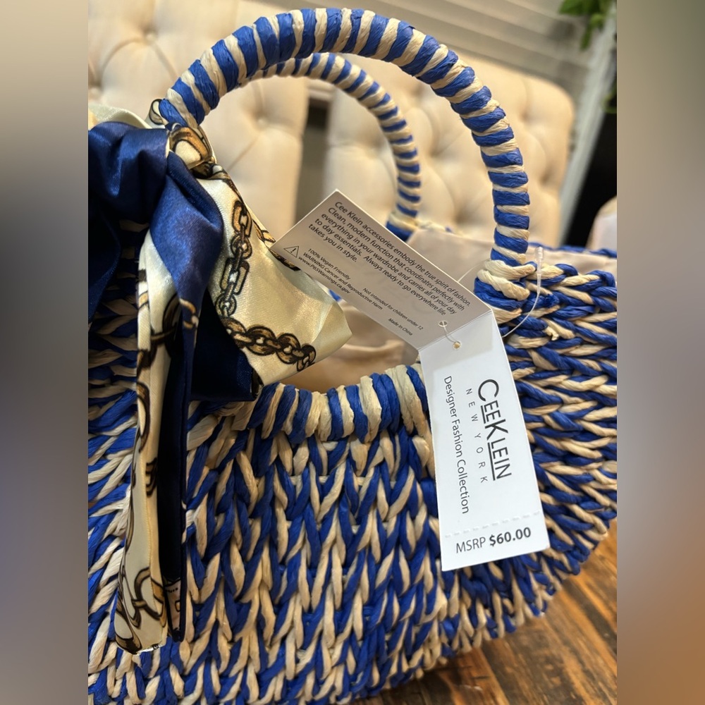 New York CeeKlein Straw Woven Handbag - Picture 4 of 13